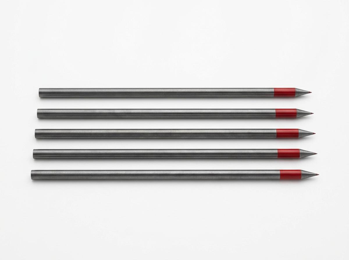 Rare earth tungsten electrodes for welding